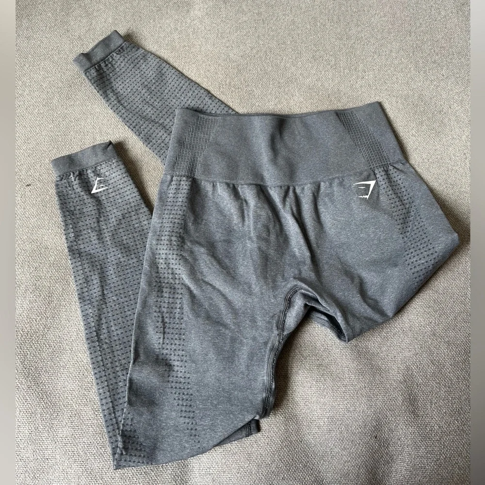 SOLD Gymshark Grey Leggings - Picture 1 of 2